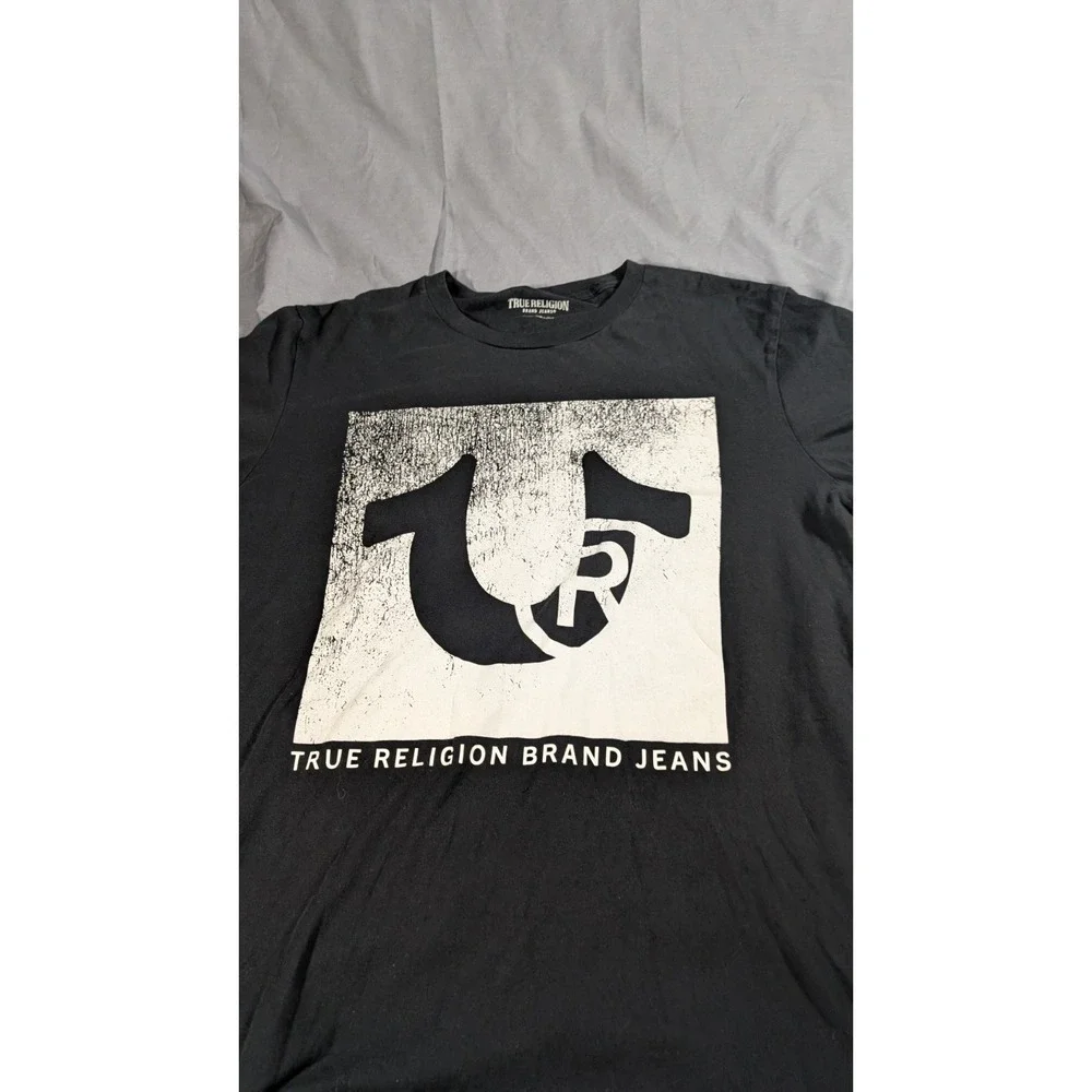 True Religion Tshirt - Mens XL - Distressed Horseshoe Logo Tee